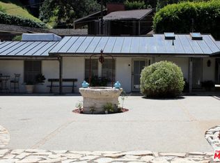 13224 Old Oak Ln, Los Angeles, CA 90049