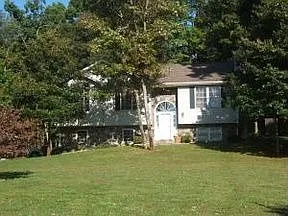 1137 Virginia Woods Dr photo 1