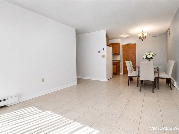 5th image of 103 Newman Rd APT 17