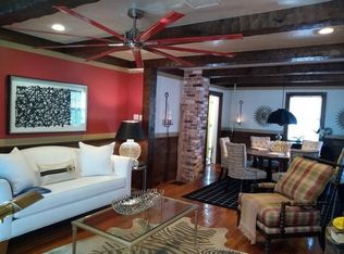 85 Chestnut St, Randolph, MA 02368