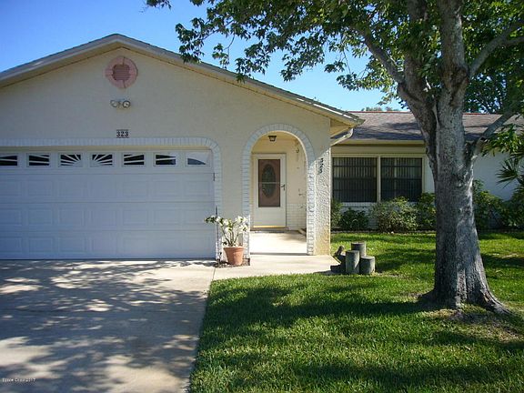2nd image of 323 Cinnamon Lake Cir