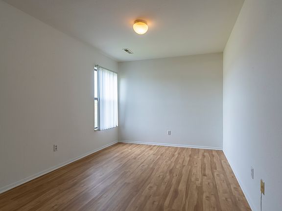 4th image of 432 State St #1a8c87da5