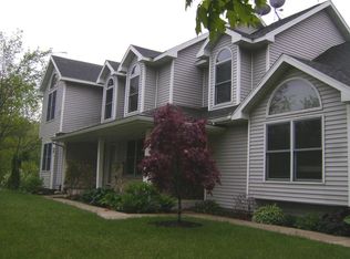 W8751 High Ridge Dr, Glenbeulah, WI 53023