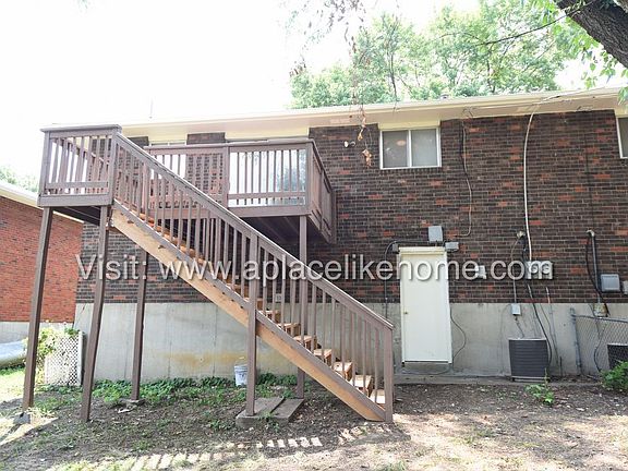 3rd image of 4940 Strong Ave