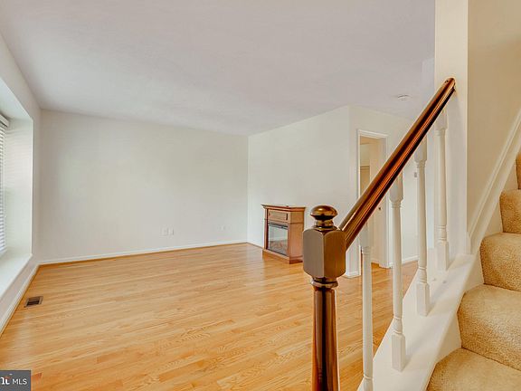 4th image of 13449 Elevation Ln