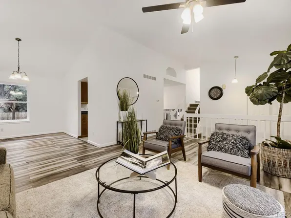 554 S Kittredge Way, Aurora, CO 80017