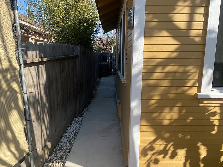 749 Ohio Ave — Photo 13