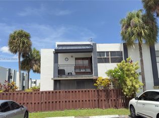 460 W Park Dr APT 106, Miami, FL 33172