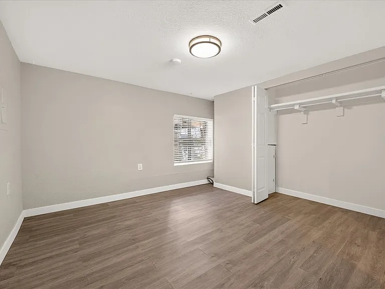 1736 King St #B — Photo 10