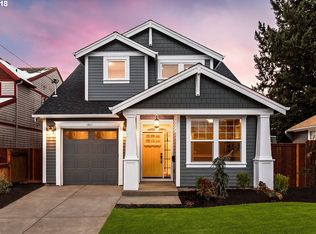 1011 NE 69th Ave, Portland, OR 97213