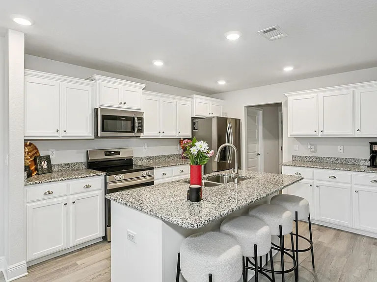 2613 Prominence Ln — Photo 3