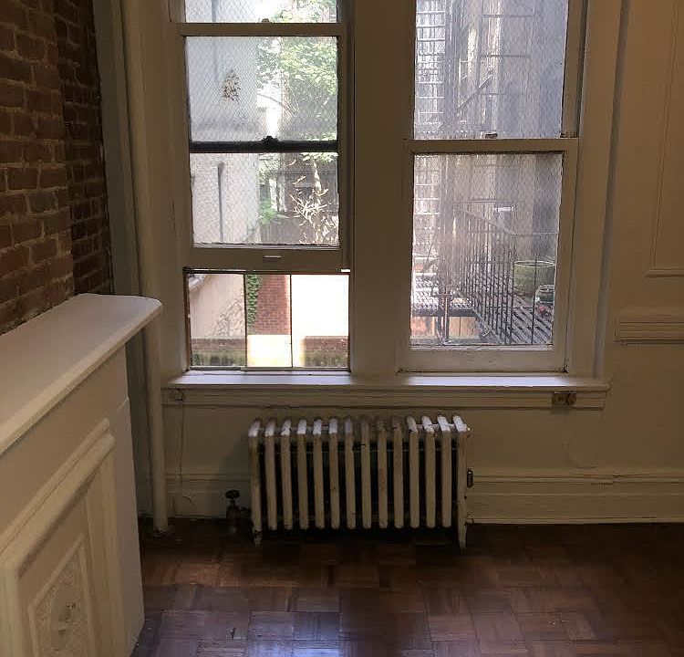 2nd image of 235 E 89th St APT 2RN