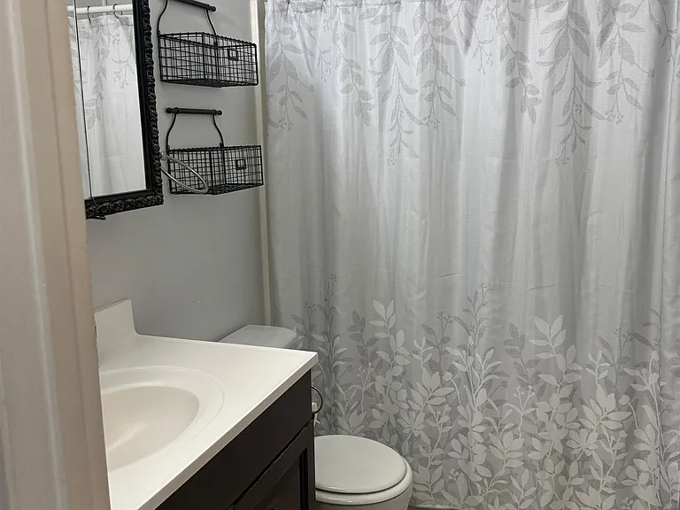 2904 Sheridan Ave — Photo 13