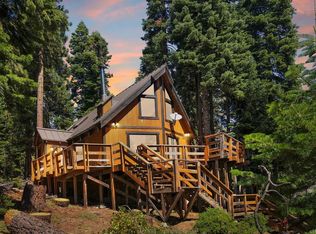 615 Old County Rd, Carnelian Bay, CA 96140