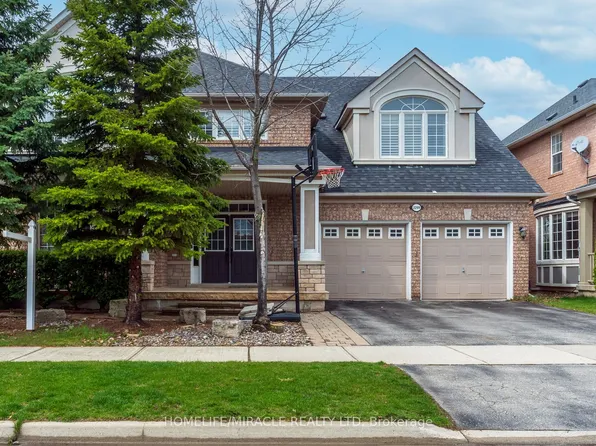 2299 Glazebrook Cir, Oakville, ON L6M 5B5