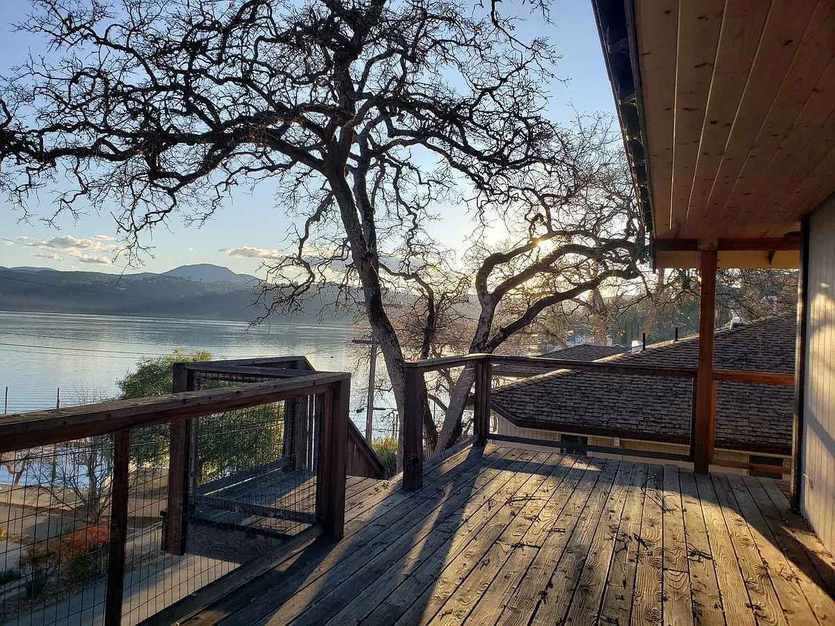 Building Photo - 11708 Calaveras Dr