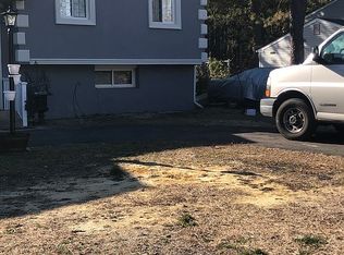 217 W Beach Rd, Williamstown, NJ 08094