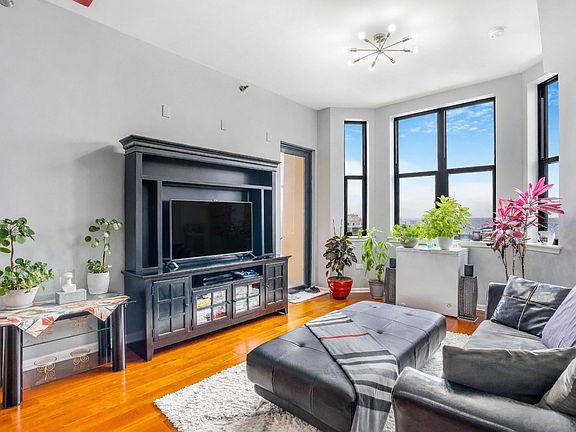 5th image of 1464 S Michigan Ave #2207