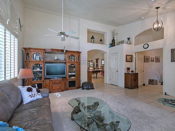 5th image of 219 W Candlewood Ln