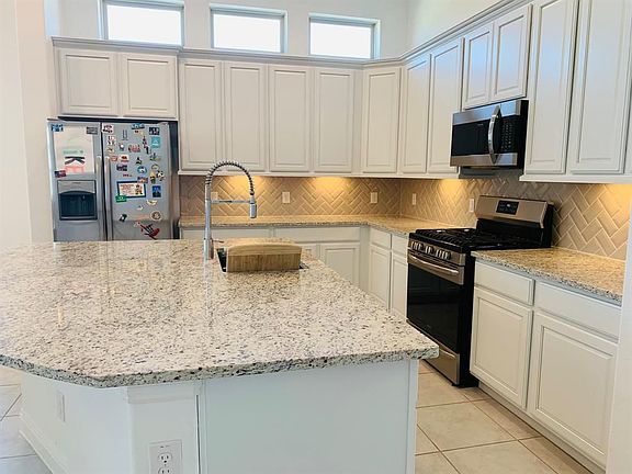 4th image of 3223 Dovetail Hollow Ln