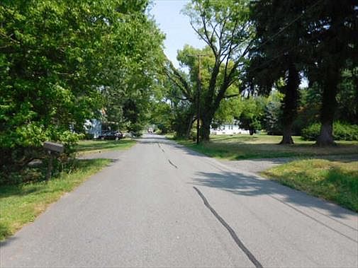 2nd image of 1005 Old York Rd