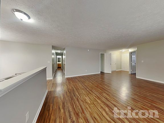 2nd image of 2940 Armaugh Dr