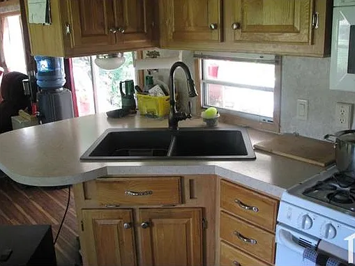 2 bed, 400 sqft, $2,980 — Photo 2