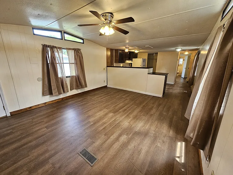 607 Tater Peeler Rd #15 — Photo 2