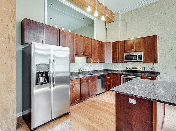 2nd image of 2650 W Belden Ave APT 100