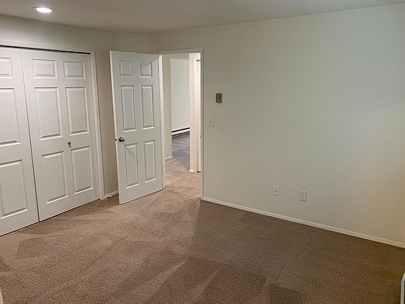 5th image of 333 Bellevue Way SE APT 3