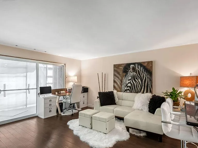 6401 Lake Washington Blvd NE #203 — Photo 4