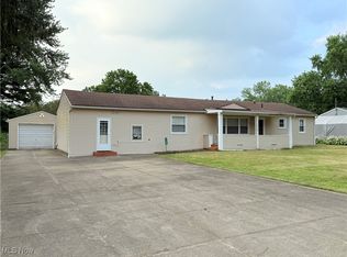 4185 Tapper Rd, Barberton, OH 44203