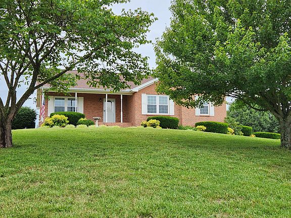 2nd image of 4829 Brookview Dr