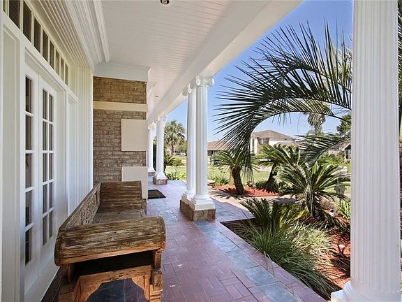 2nd image of 3837 Lake Bonaparte Dr