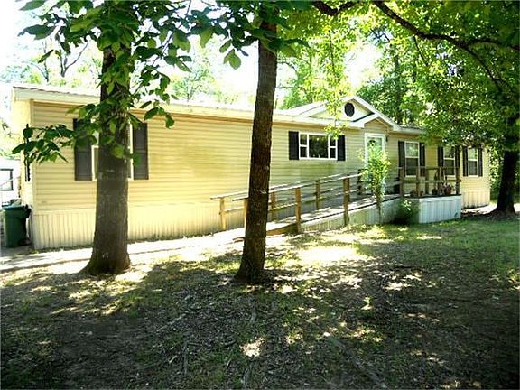 2nd image of 408 Windwood Dr