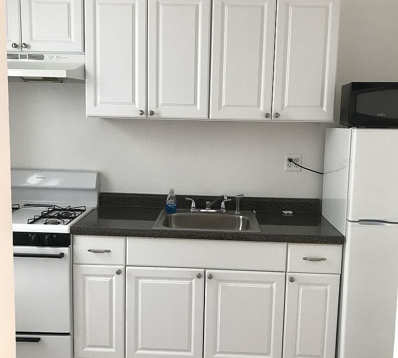 1st image of 2827 37th St APT 17