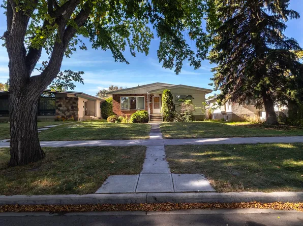 11322 52nd St NW, Edmonton, AB T5W 3J1