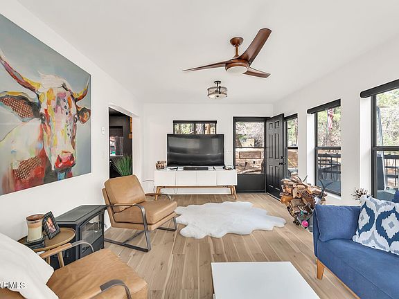 4th image of 1173 E SANDY Drive