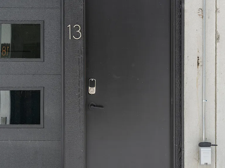 208 Gillis St #13 — Photo 17