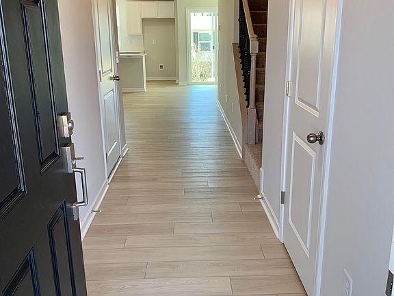 4th image of 713 McKissick Dr #Pb-02