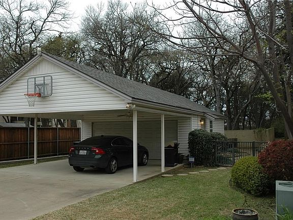 4th image of 1405 Oak Lea Dr