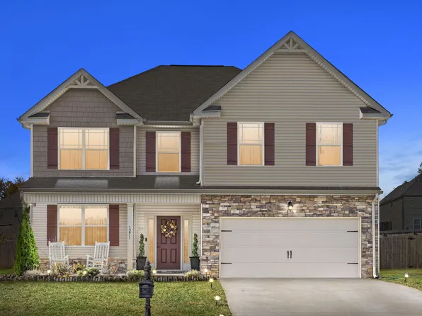 1271 Black Oak Cir, Clarksville, TN 37042