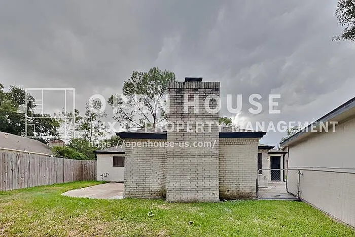 2318 Turtle Creek Dr — Photo 24