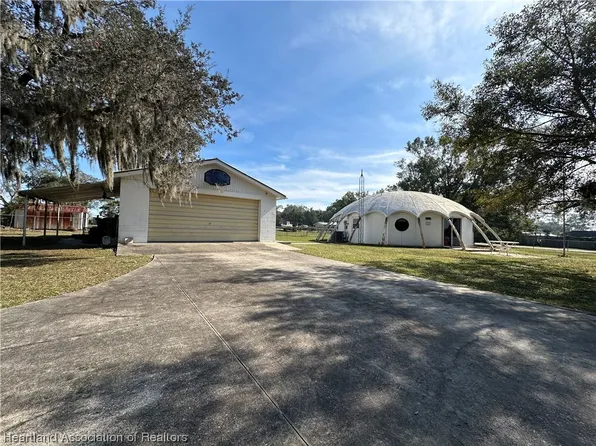 801 Boardman St, Avon Park, FL 33825