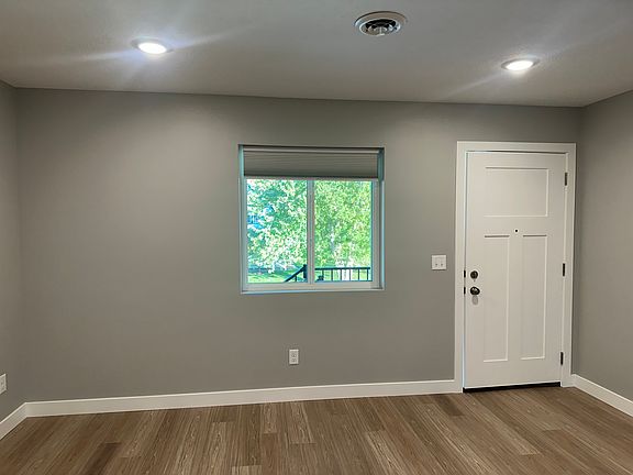 5th image of 236 S 7th St #4