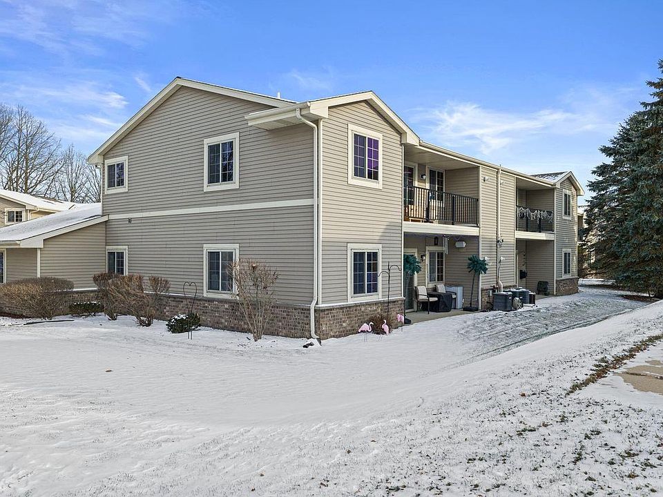 1st image of 715 Shepherds DRIVE #1