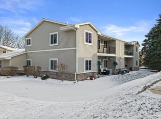 715 Shepherds Dr UNIT 1, West Bend, WI 53090