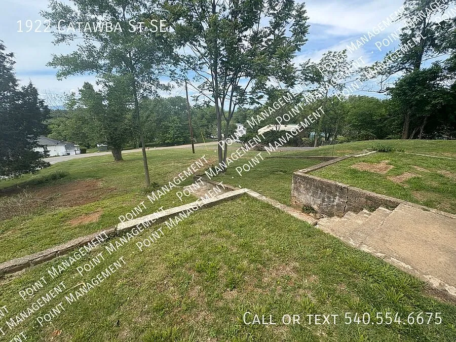 Building Photo - 1922 Catawba St SE