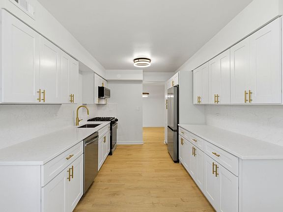 5th image of 8216 Mulberry Ct #8A