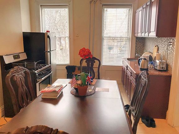 3rd image of 239 Summit Ave #5